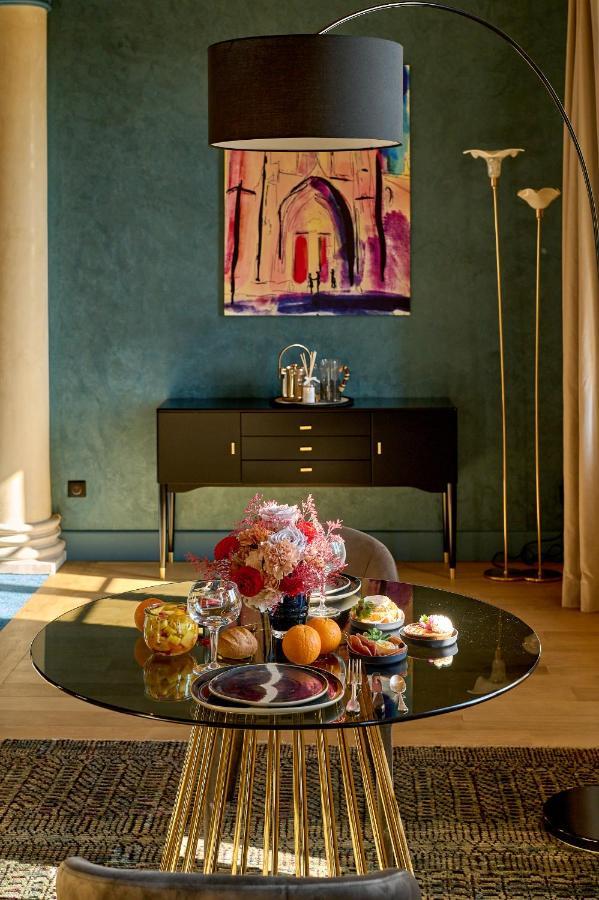 La Chapelle, Les Suites Du Palais, L'Unique 5 Etoiles De Nevers, Suite D'Exception, By Primo C0Nciergerie 외부 사진