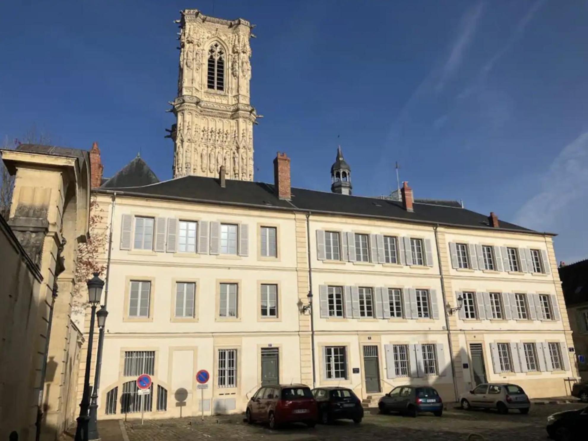 La Chapelle, Les Suites Du Palais, L'Unique 5 Etoiles De Nevers, Suite D'Exception, By Primo C0Nciergerie 외부 사진